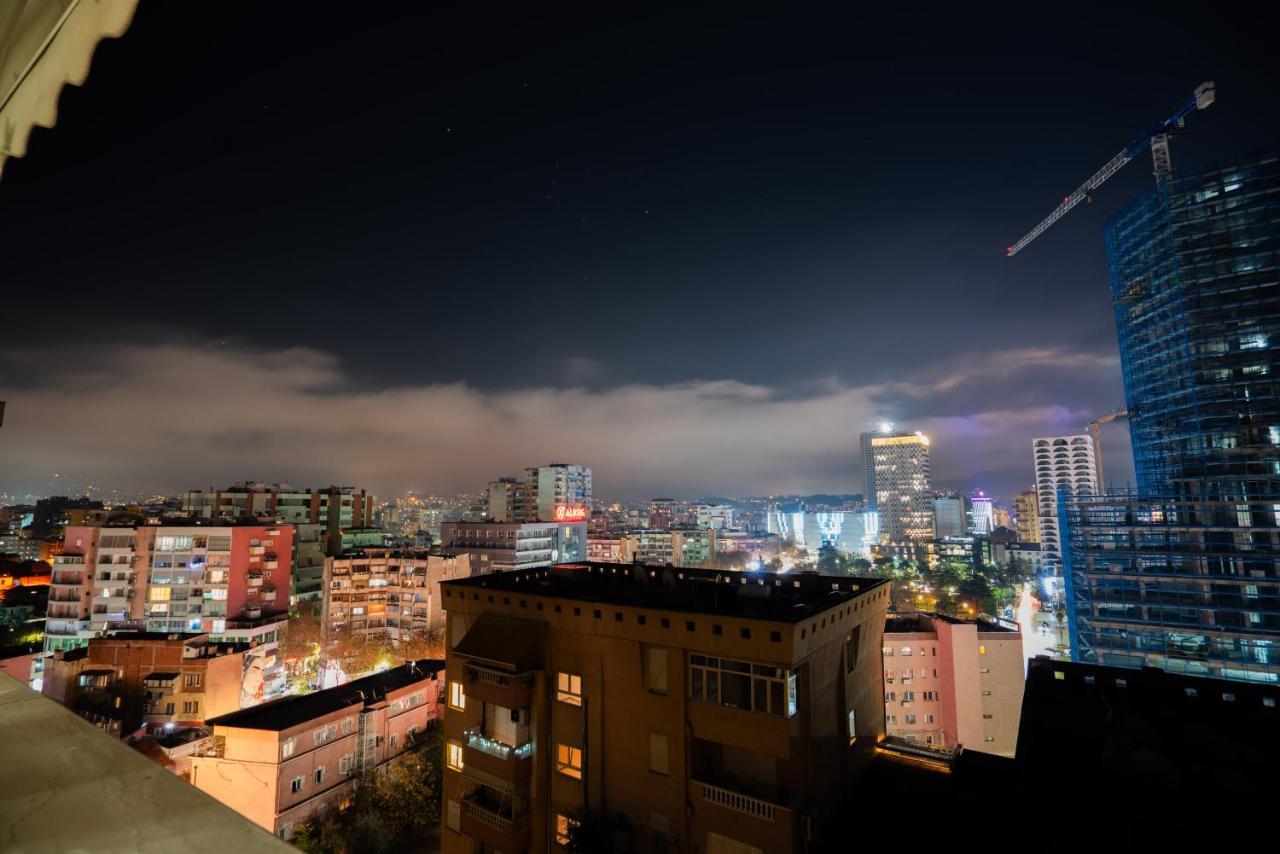 Center Tirana Liv Apartment Exteriör bild