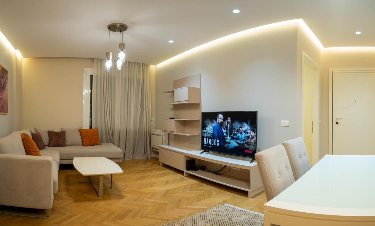 Center Tirana Liv Apartment Exteriör bild